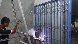 Pemasangan Baru Pintu Folding gate